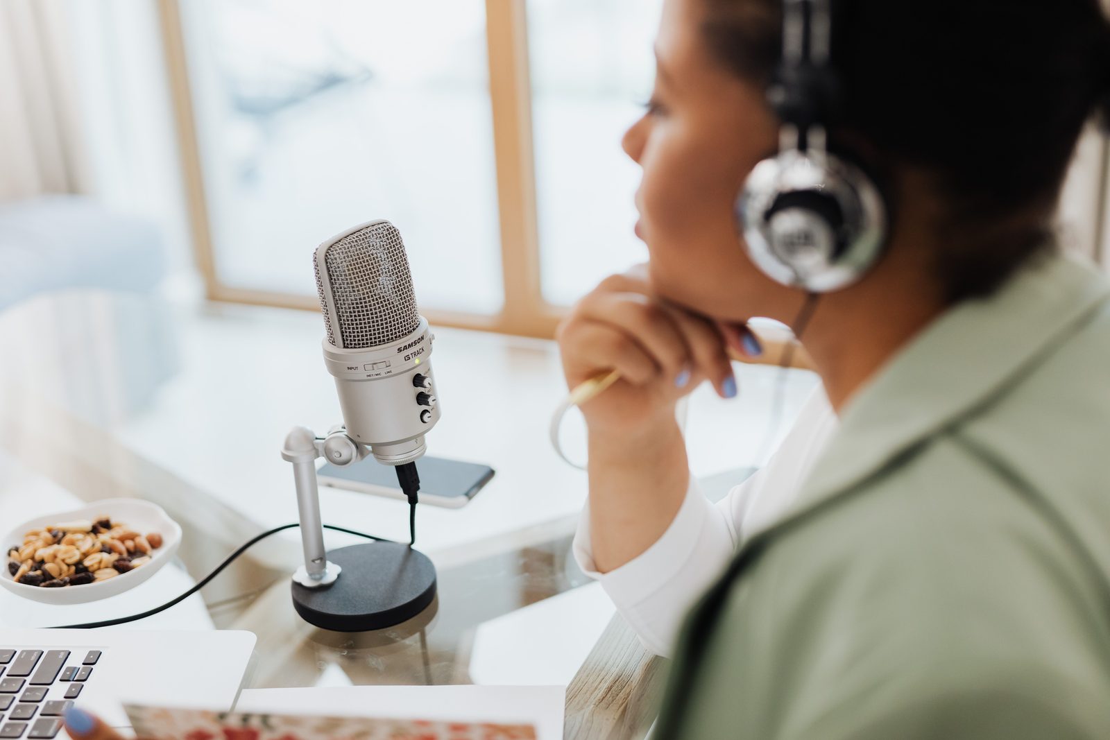 How to Monetize Your Podcast (Even With a Small Audience)