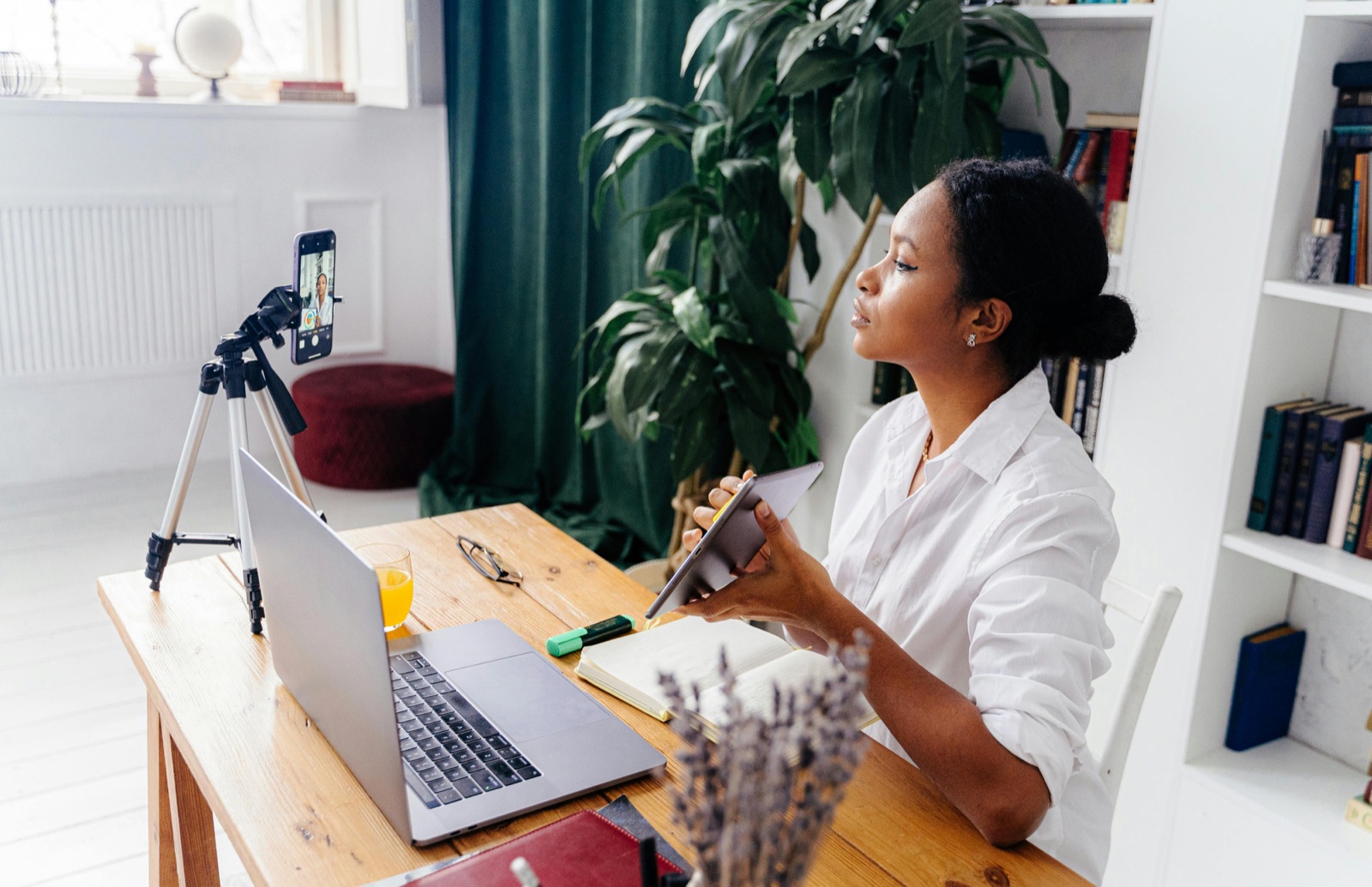 UGC vs Influencer - What's the Difference (and Which One Should You Be)?
